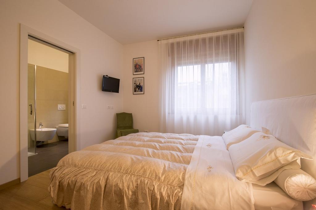 Ca' Ada Bed & Breakfast Faver Bagian luar foto